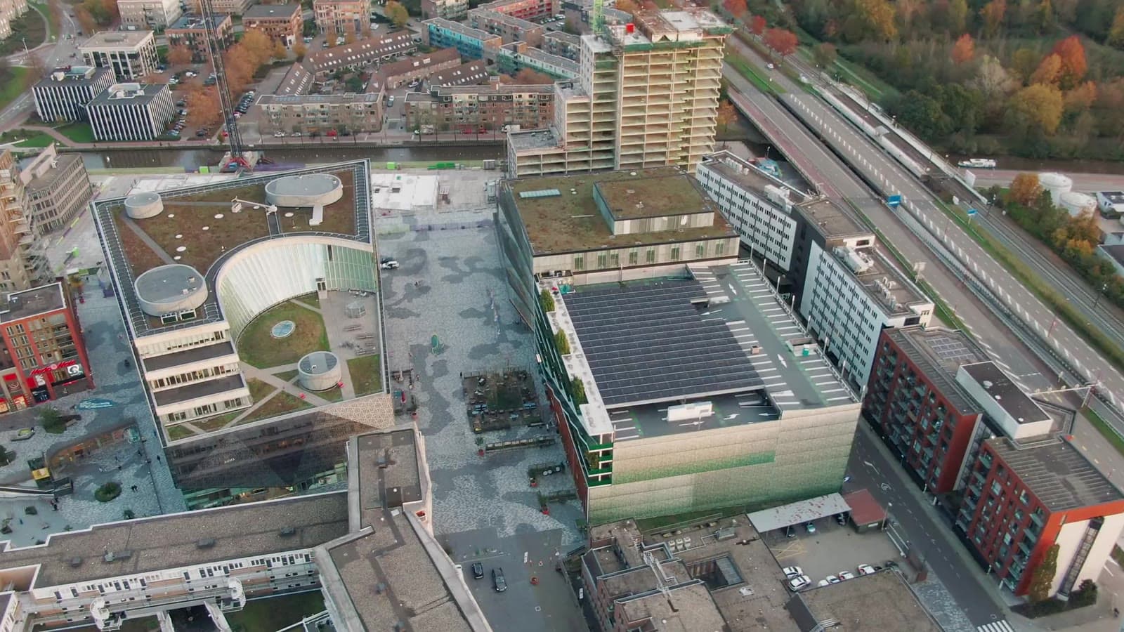 Still uit Ideeënmarkt voor jongeren 2024, aftermovie voor Gemeente Nieuwegein